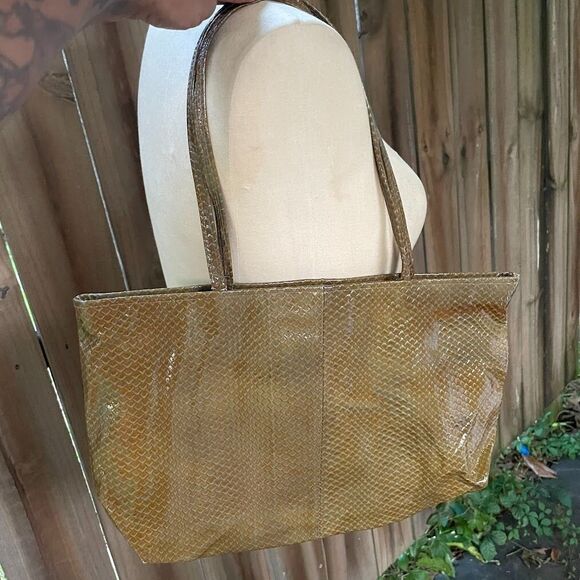 Vintage 70s PATENT LEATHER Snake Embossed Shoulder BAG - Picture 1 of 7